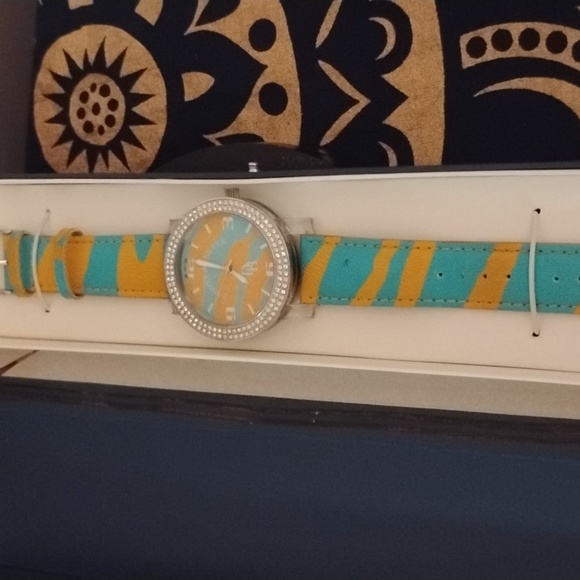 DOONEY AND BOURKE WATCH/VINTAGE - Picture 2 of 12